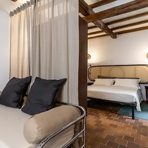 Mina Cervia