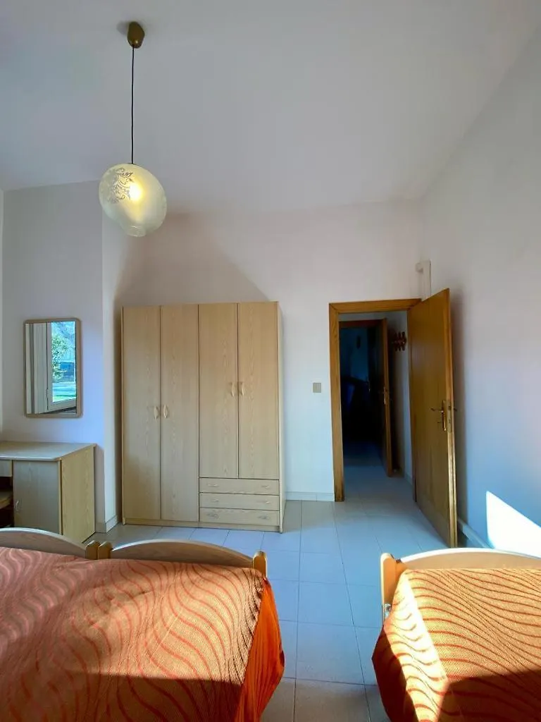 Abruzzi 35 Apartment Cervia