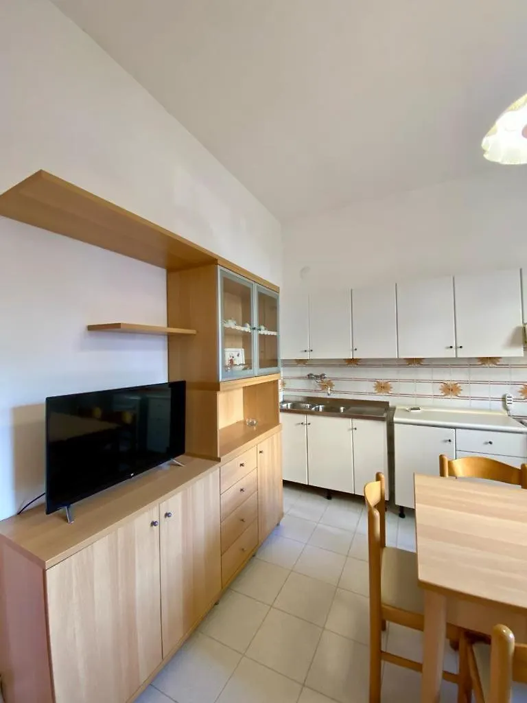 Abruzzi 35 Apartment Cervia