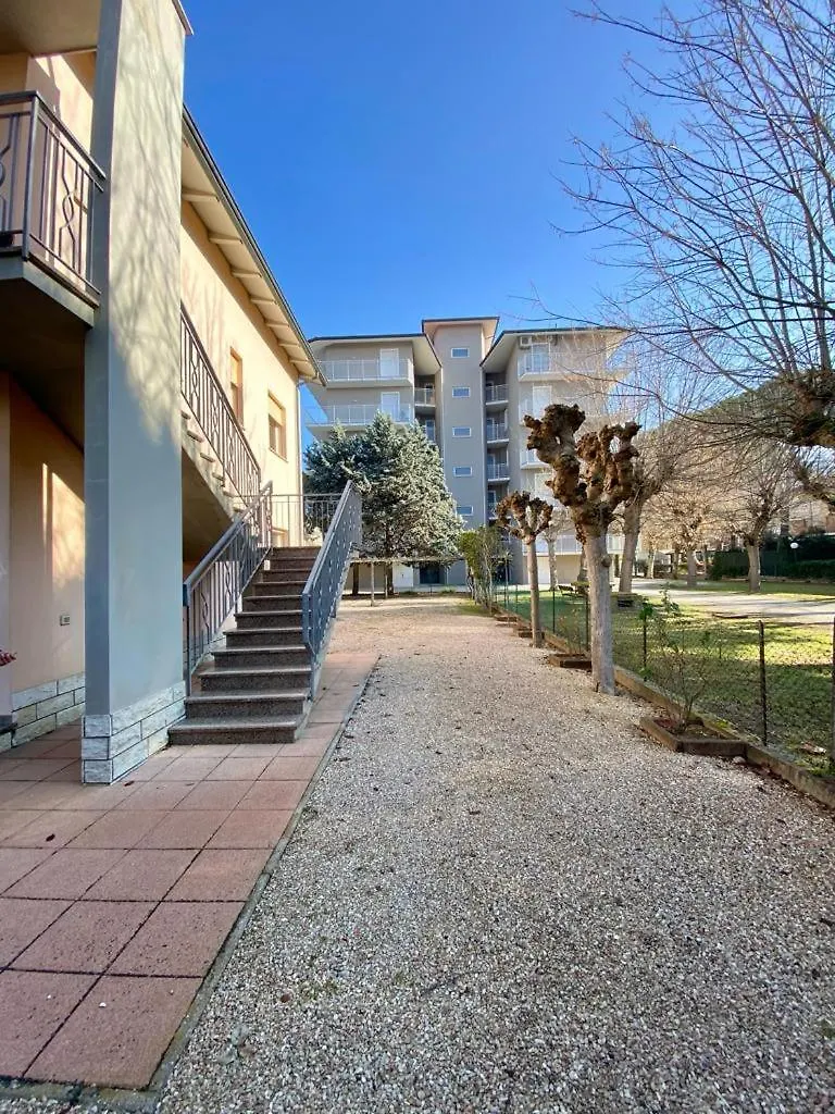 Abruzzi 35 Apartment Cervia 0*,